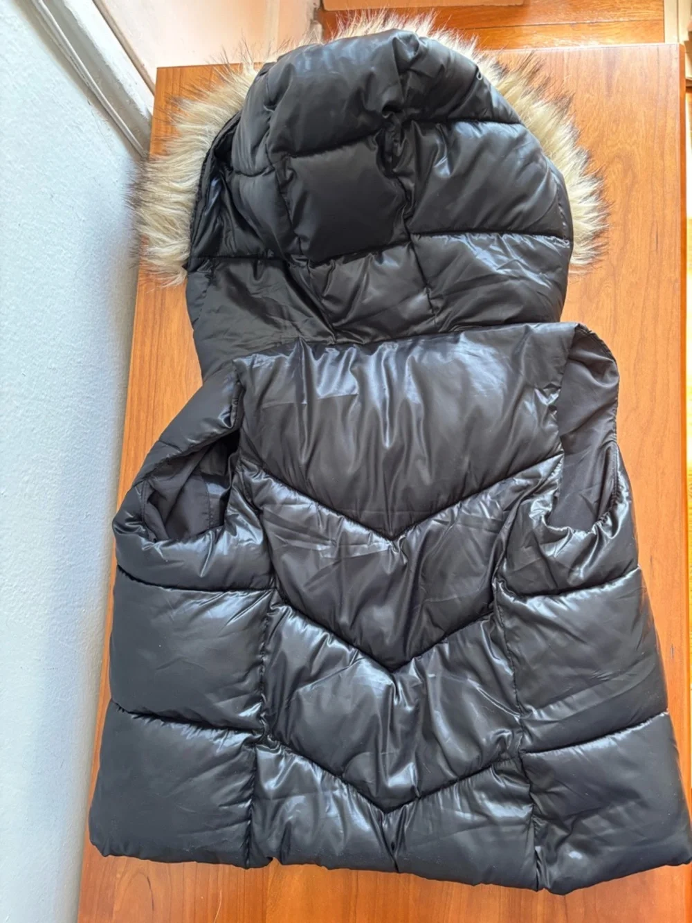 GAP Black Puffer Vest with Removable Faux Fur Hood Trim